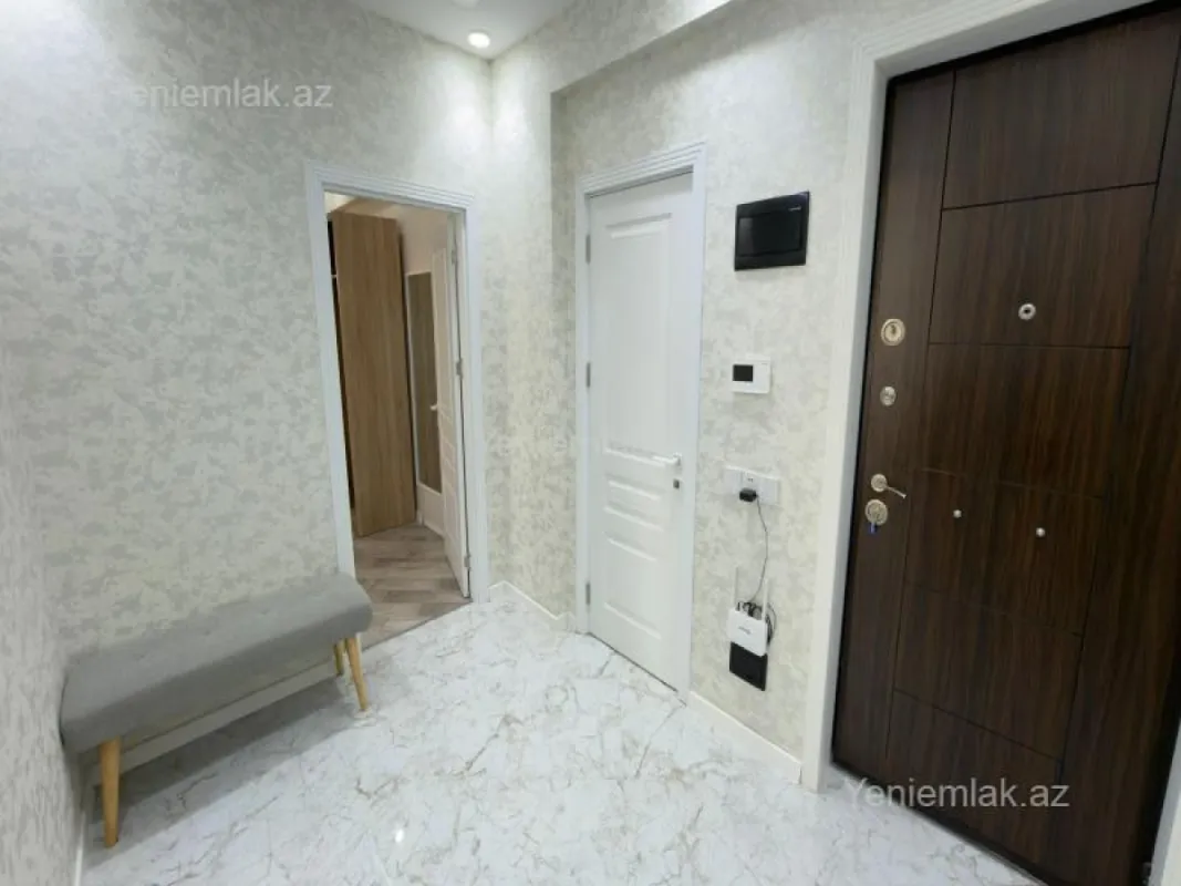 Satılır 2 otaqlı yeni tikili 75 m²