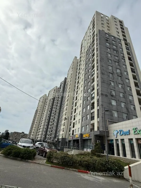 Satılır 2 otaqlı yeni tikili 75 m²