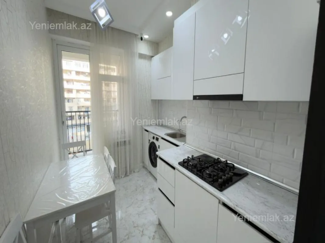 Satılır 2 otaqlı yeni tikili 75 m²