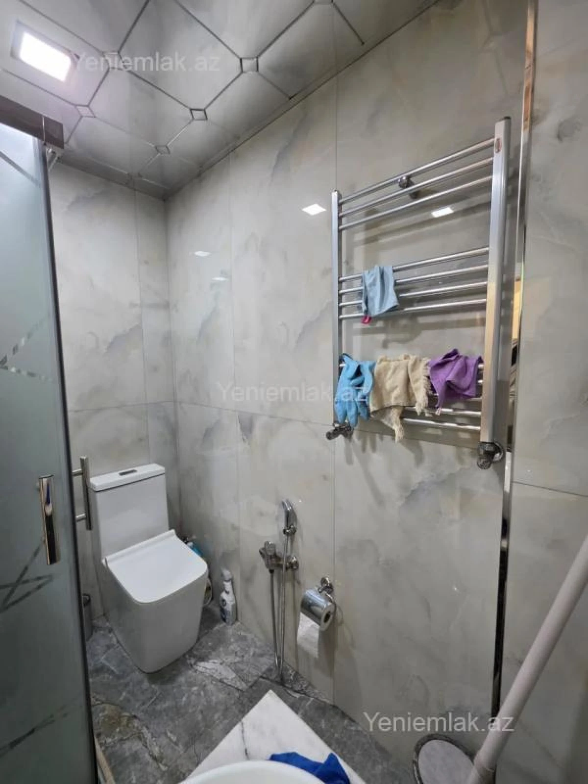 Satılır 3 otaqlı köhnə tikili 80 m²