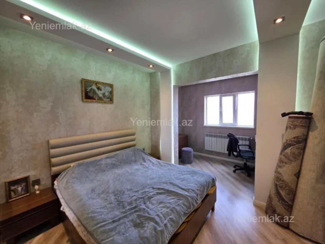 Satılır 3 otaqlı köhnə tikili 80 m²