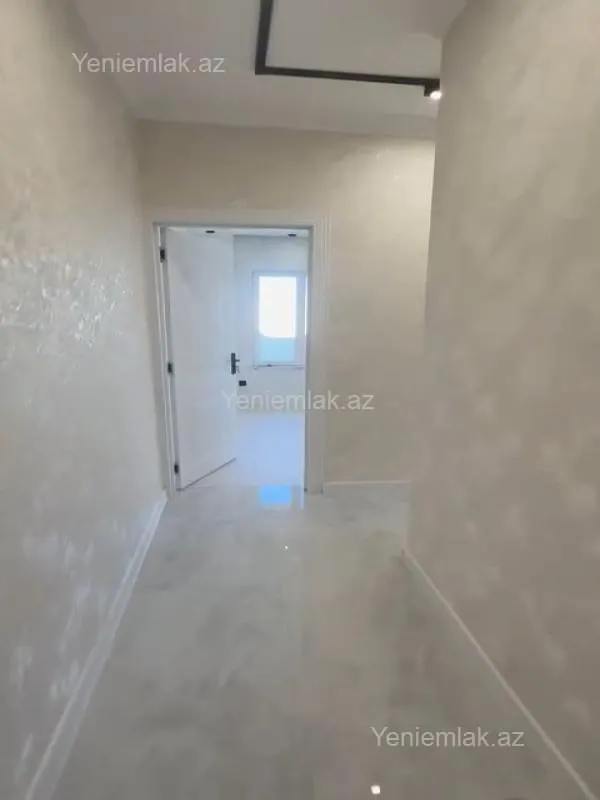 Satılır 2 otaqlı köhnə tikili 45 m²