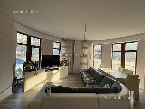 Satılır 2 otaqlı yeni tikili 68 m²