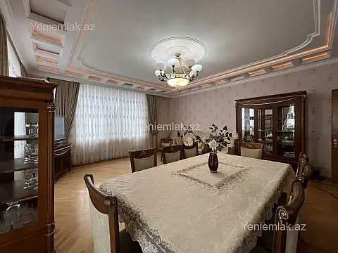 Satılır 4 otaqlı yeni tikili 185 m²