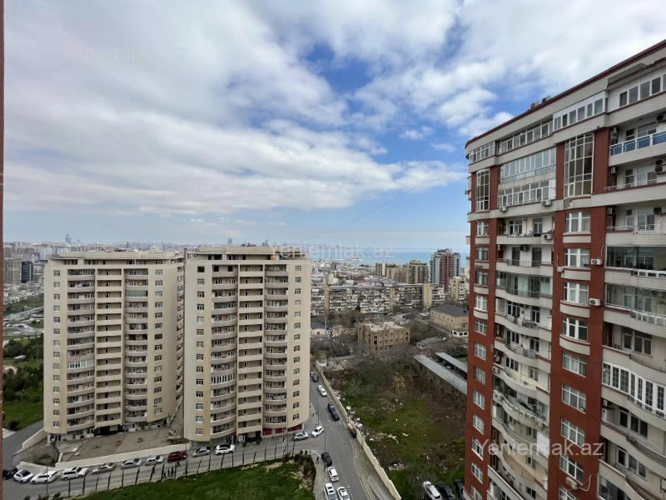 Satılır 4 otaqlı yeni tikili 185 m²