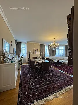 Satılır 3 otaqlı yeni tikili 160 m²