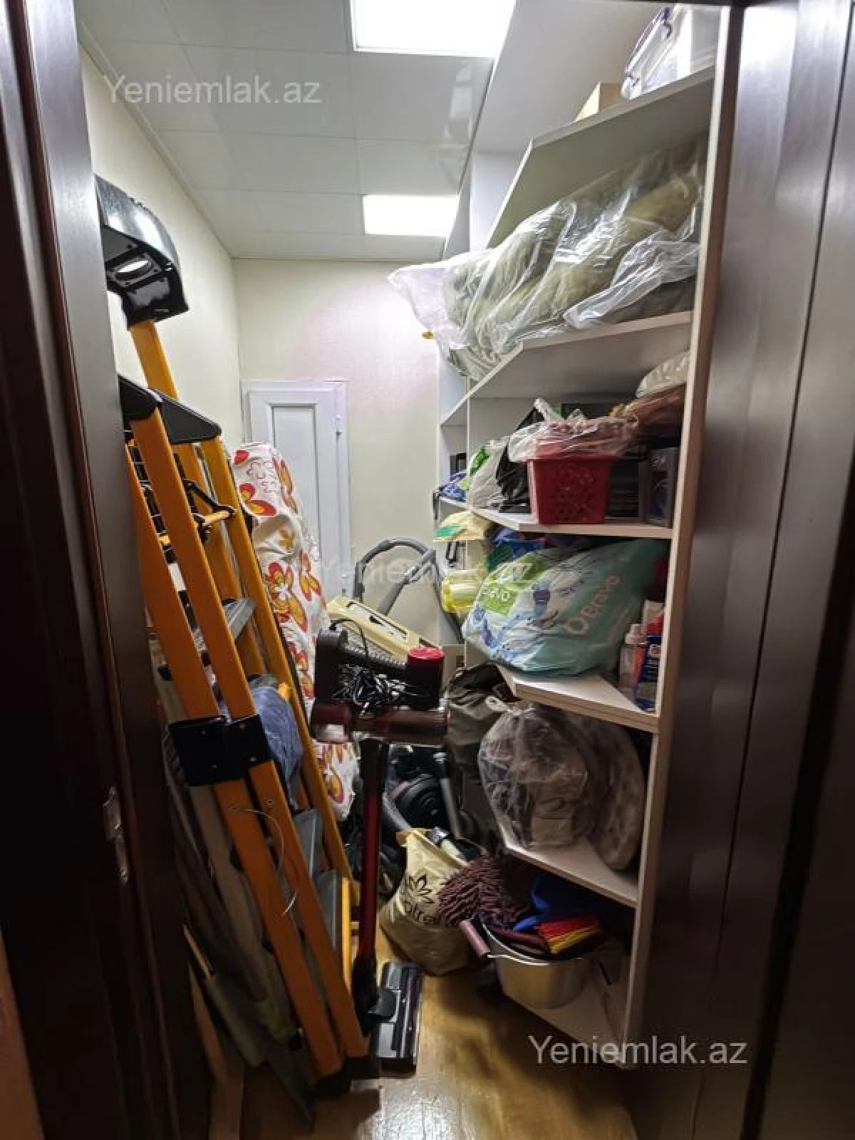 Satılır 3 otaqlı yeni tikili 160 m²