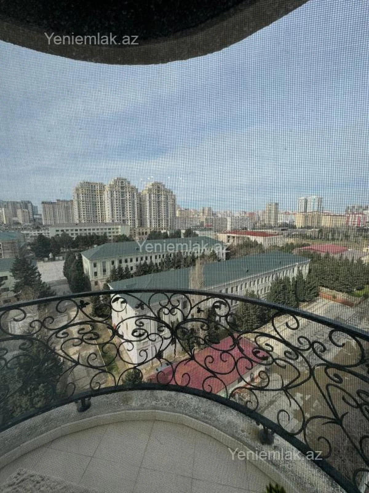 Satılır 3 otaqlı yeni tikili 160 m²