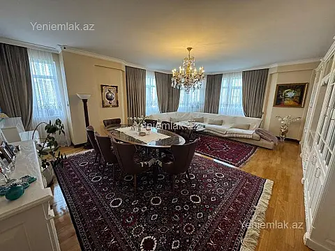 Satılır 3 otaqlı yeni tikili 160 m²