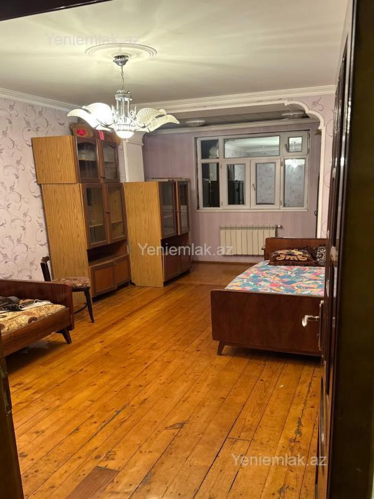 Satılır 4 otaqlı köhnə tikili 90 m²