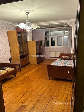 Satılır 4 otaqlı köhnə tikili 90 m²