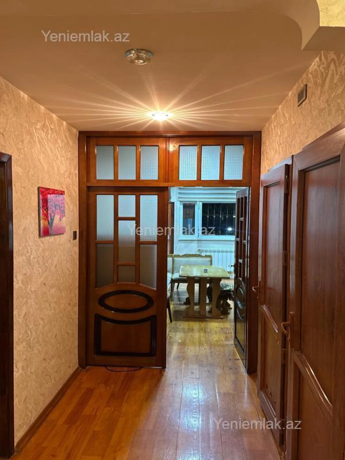 Satılır 4 otaqlı köhnə tikili 90 m²