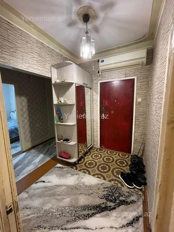Satılır 3 otaqlı köhnə tikili 70 m²