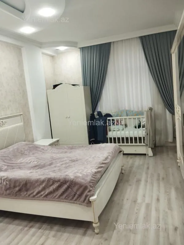 Satılır 2 otaqlı yeni tikili 94 m²