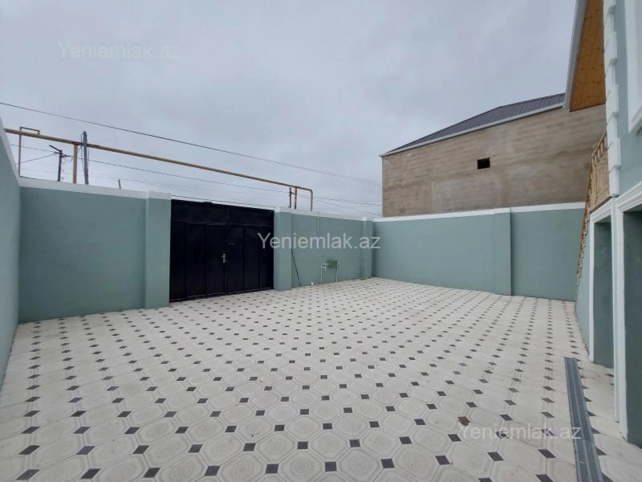 Satılır 4 otaqlı həyət evi 124 m²