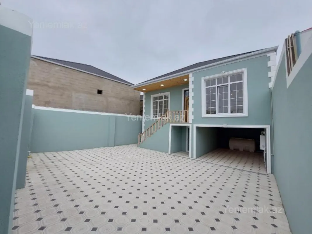 Satılır 4 otaqlı həyət evi 124 m²