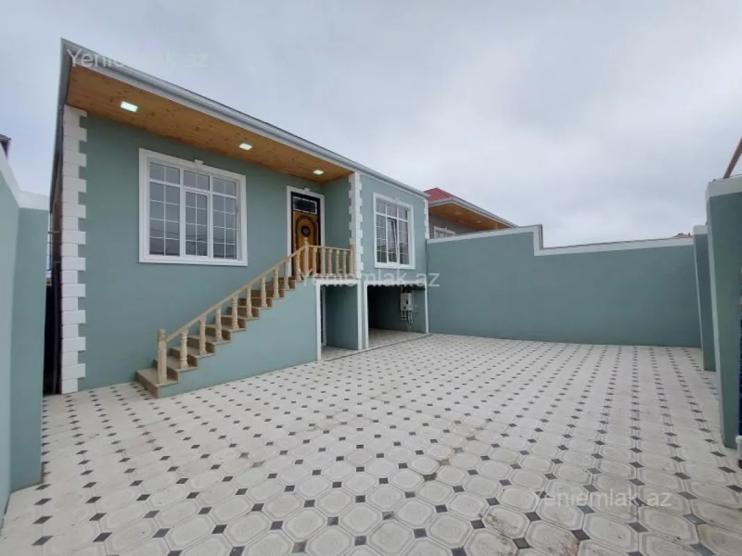 Satılır 4 otaqlı həyət evi 124 m²