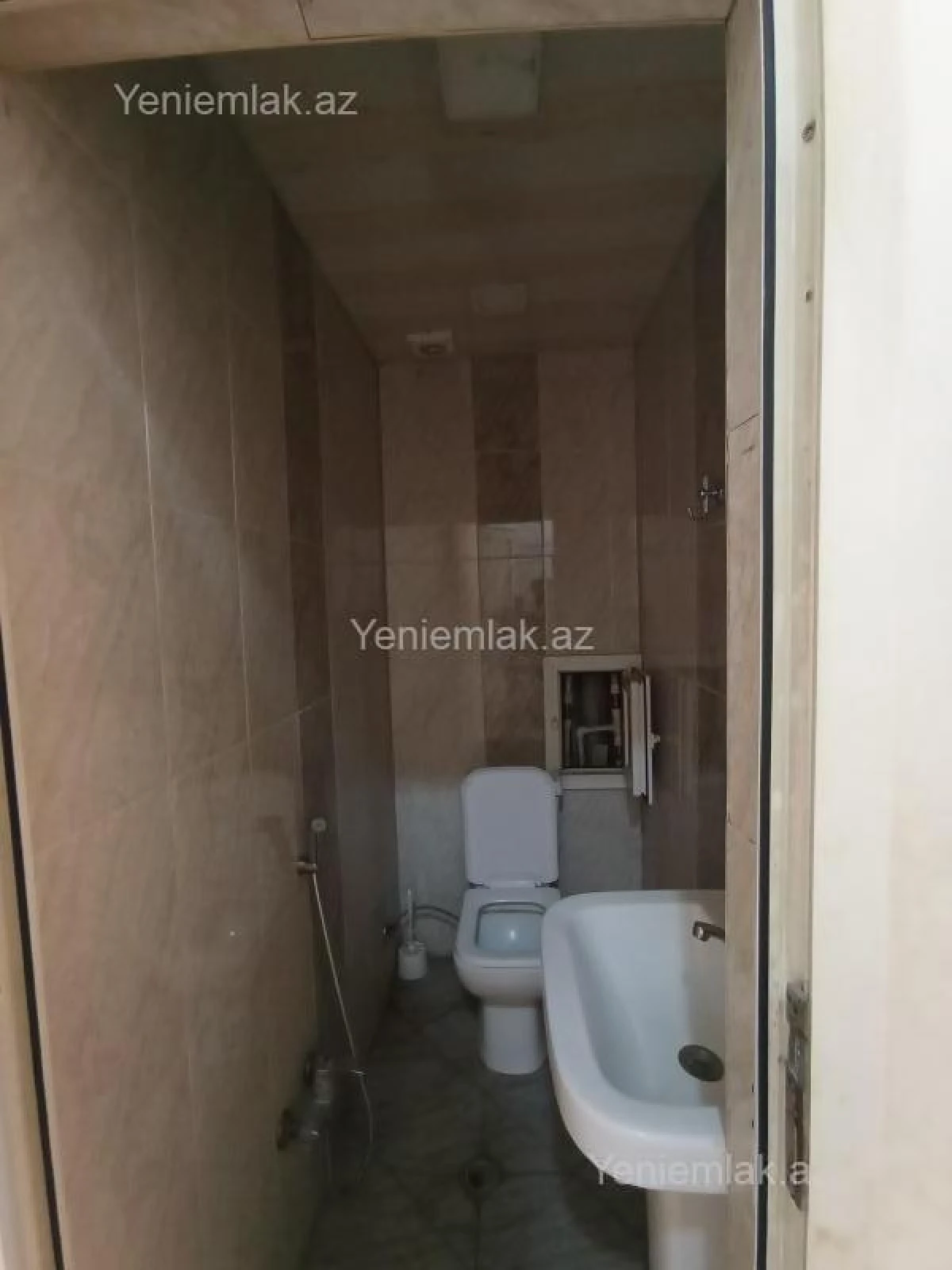 Satılır 3 otaqlı yeni tikili 60 m²