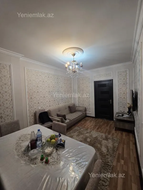 Satılır 3 otaqlı köhnə tikili 80 m²