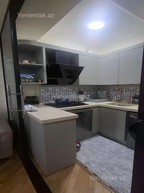 Satılır 2 otaqlı yeni tikili 55 m²