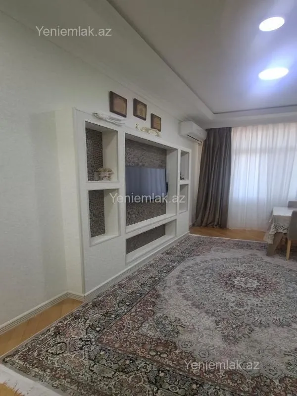 Satılır 2 otaqlı yeni tikili 55 m²