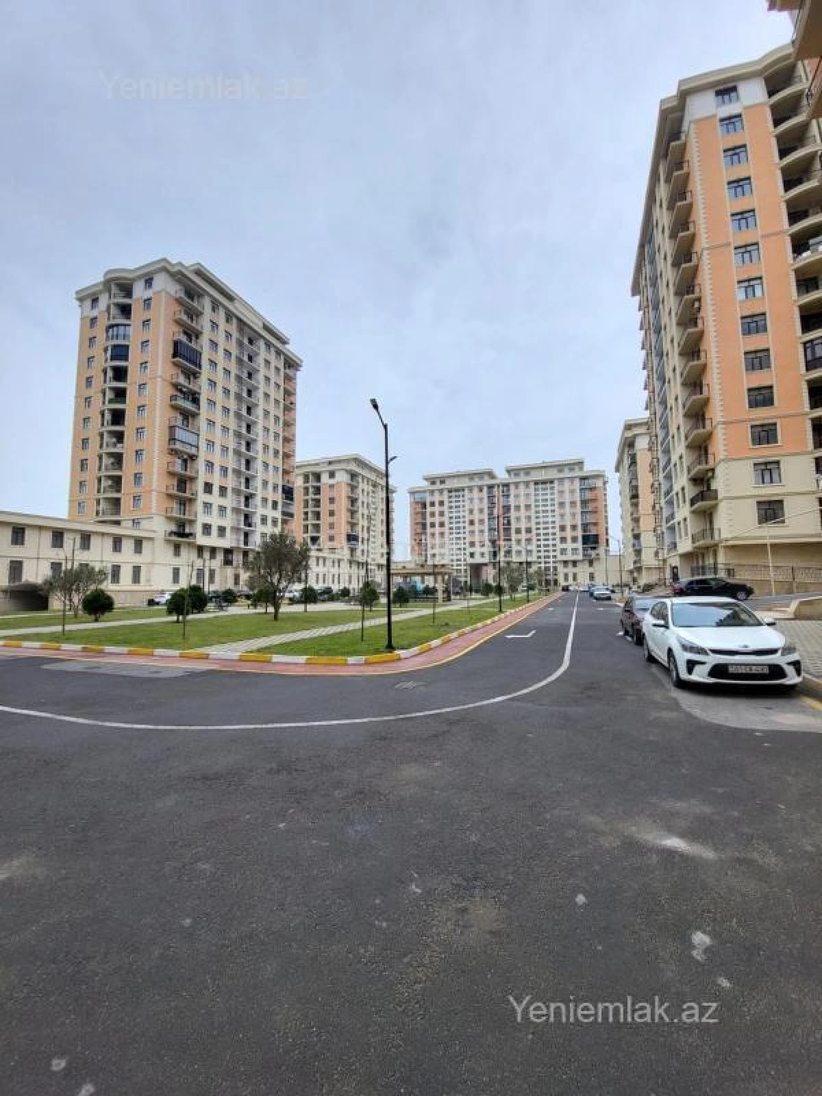 Satılır 2 otaqlı yeni tikili 98.5 m²