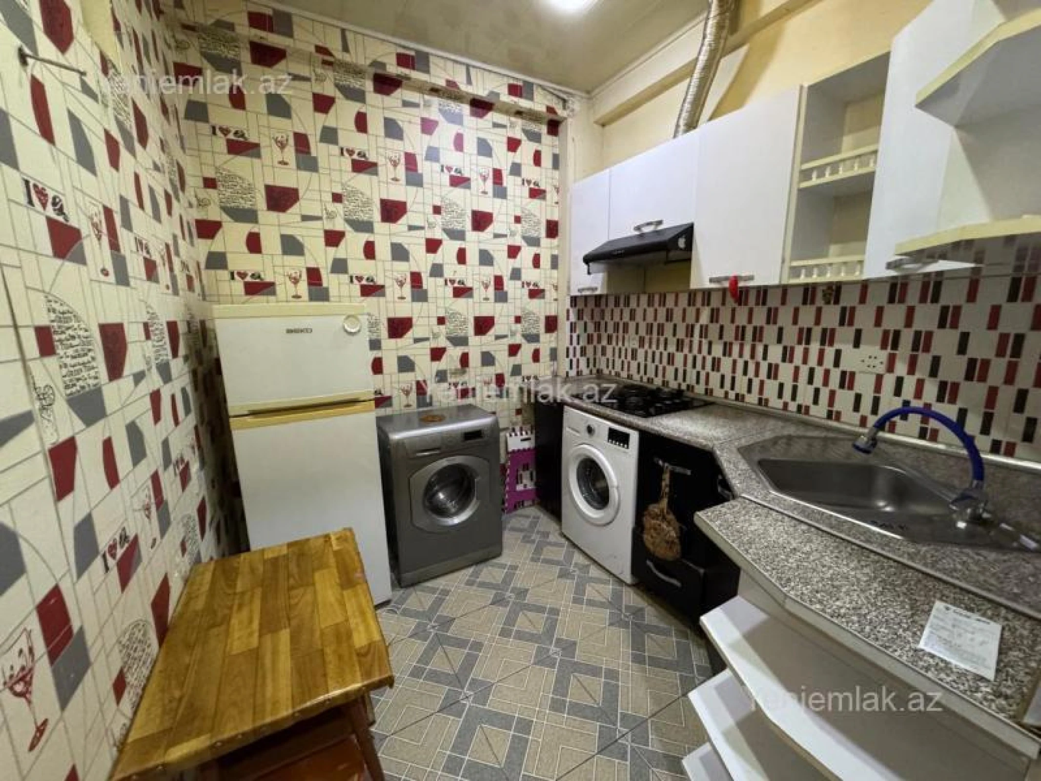 Satılır 2 otaqlı yeni tikili 58 m²