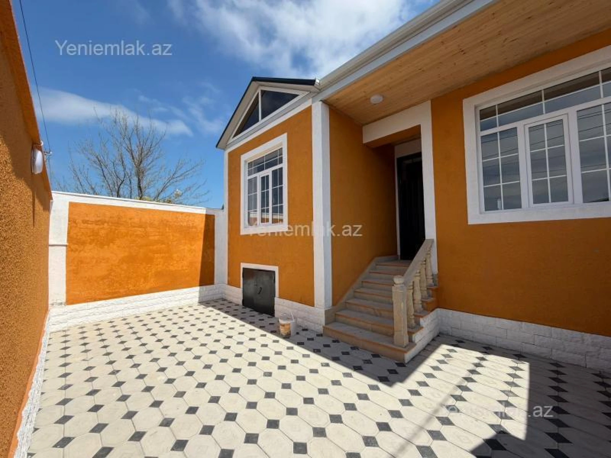 Satılır 4 otaqlı həyət evi 120 m²