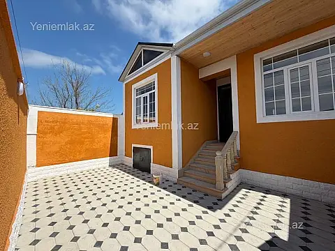 Satılır 4 otaqlı həyət evi 120 m²