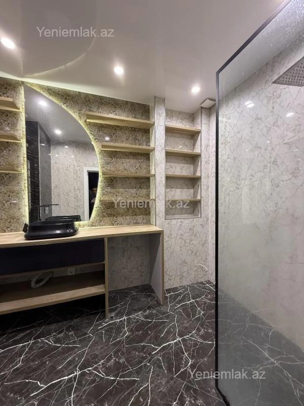 Satılır 2 otaqlı yeni tikili 64 m²