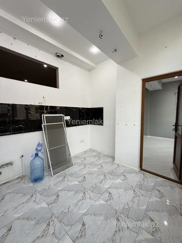 Satılır 2 otaqlı yeni tikili 64 m²