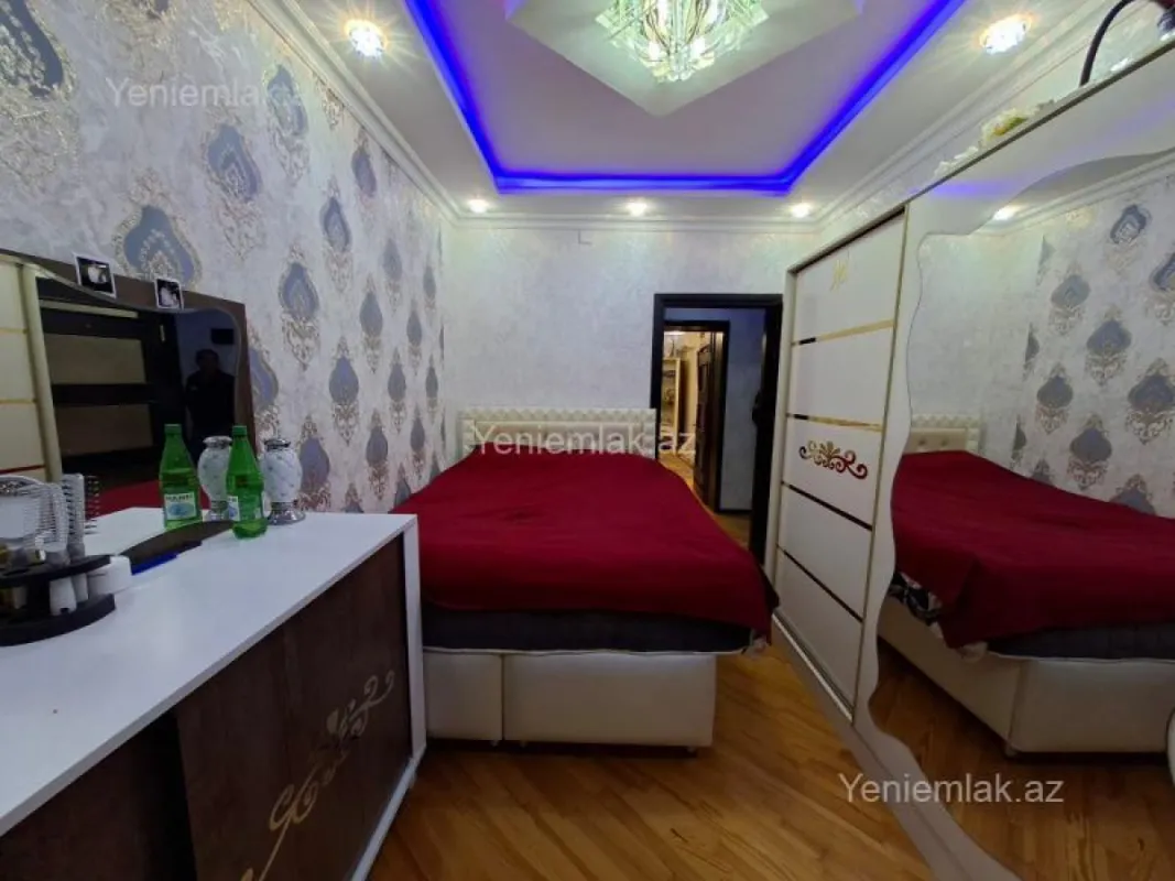 Satılır 3 otaqlı köhnə tikili 55 m²
