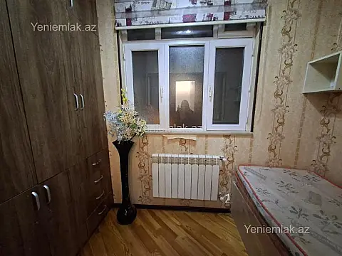 Satılır 3 otaqlı köhnə tikili 55 m²