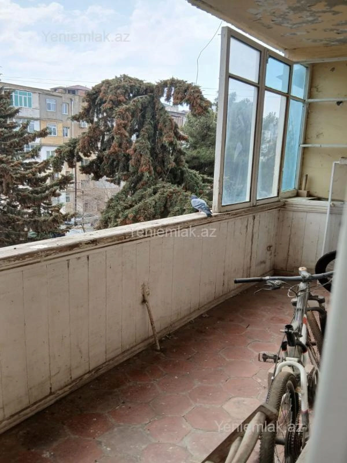 Satılır 3 otaqlı köhnə tikili 68 m²