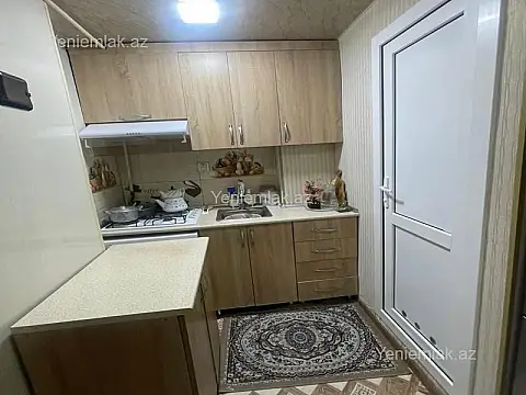Satılır 1 otaqlı köhnə tikili 31 m² — Sumqayıt, 8-ci mikrorayon 1 otaq 31.00 m²