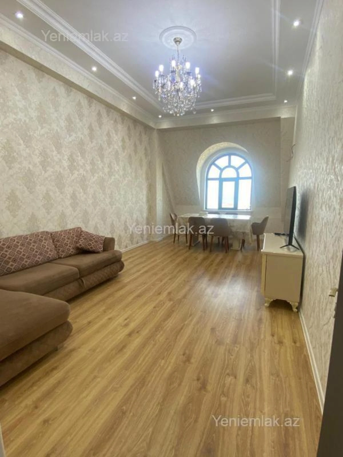 Satılır 4 otaqlı yeni tikili 143 m²