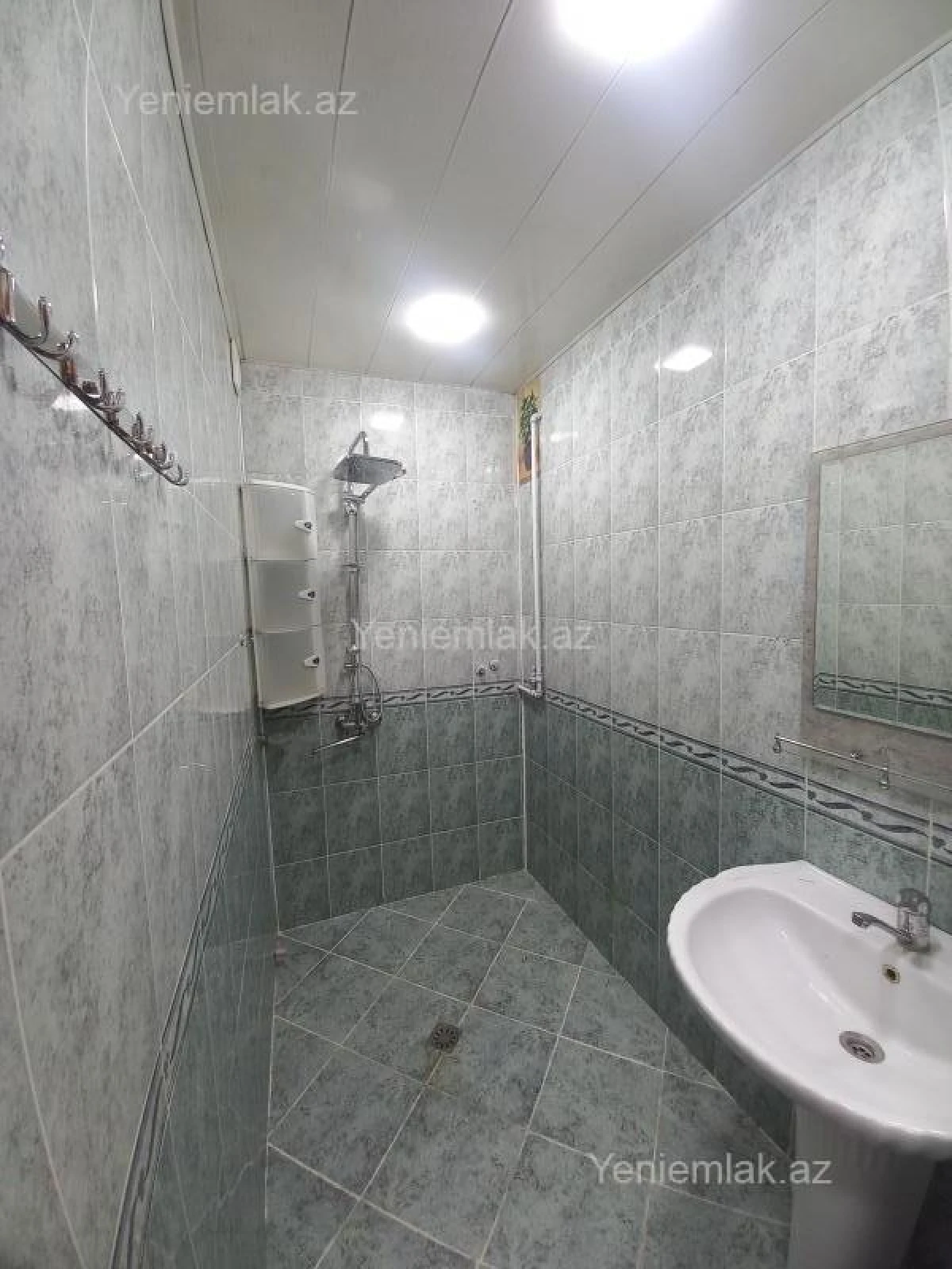 Satılır 3 otaqlı köhnə tikili 85 m²