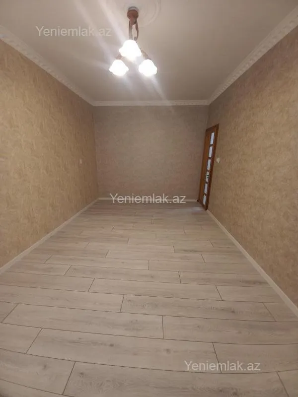 Satılır 3 otaqlı köhnə tikili 85 m²