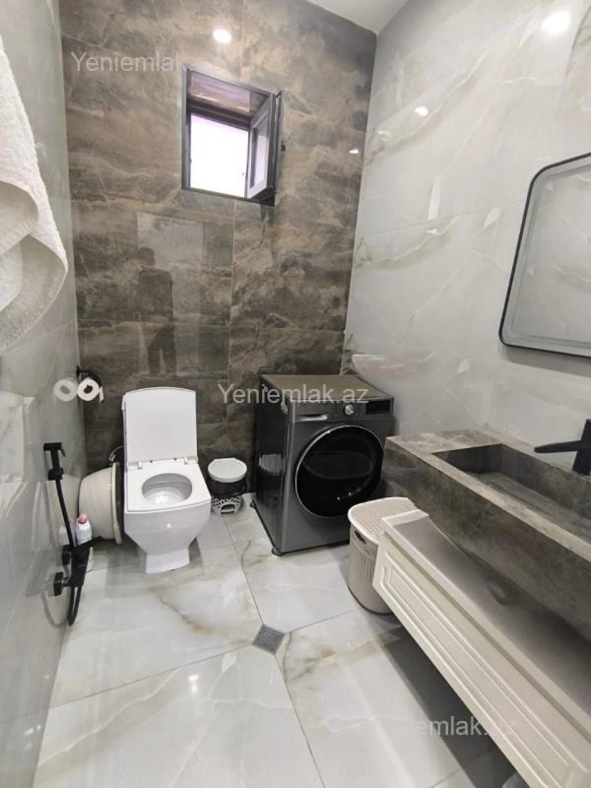 Satılır 4 otaqlı həyət evi 120 m²