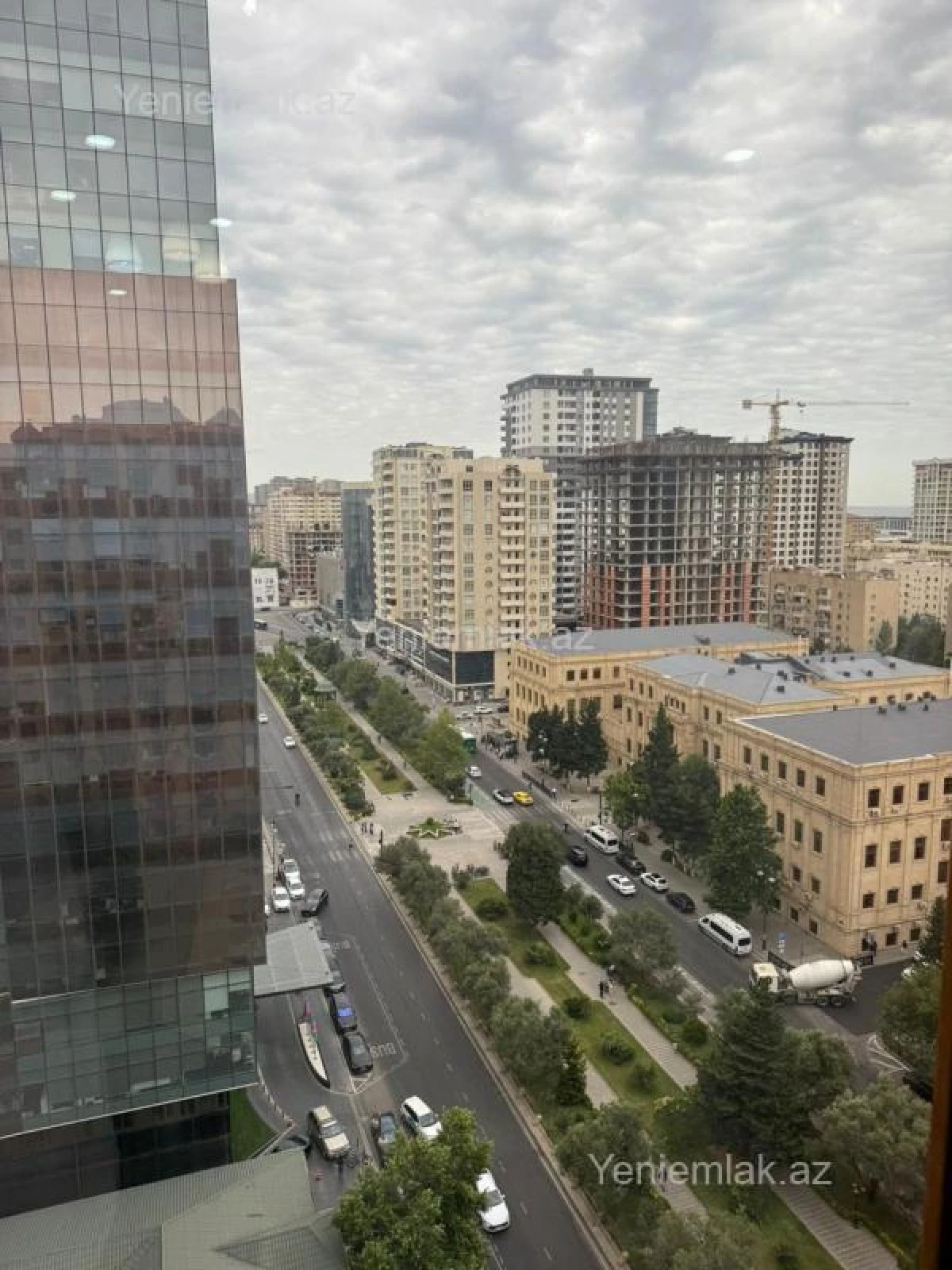 Satılır 2 otaqlı yeni tikili 90 m²