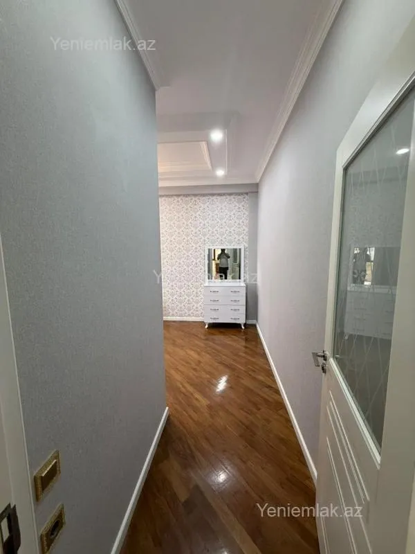 Satılır 2 otaqlı yeni tikili 90 m²