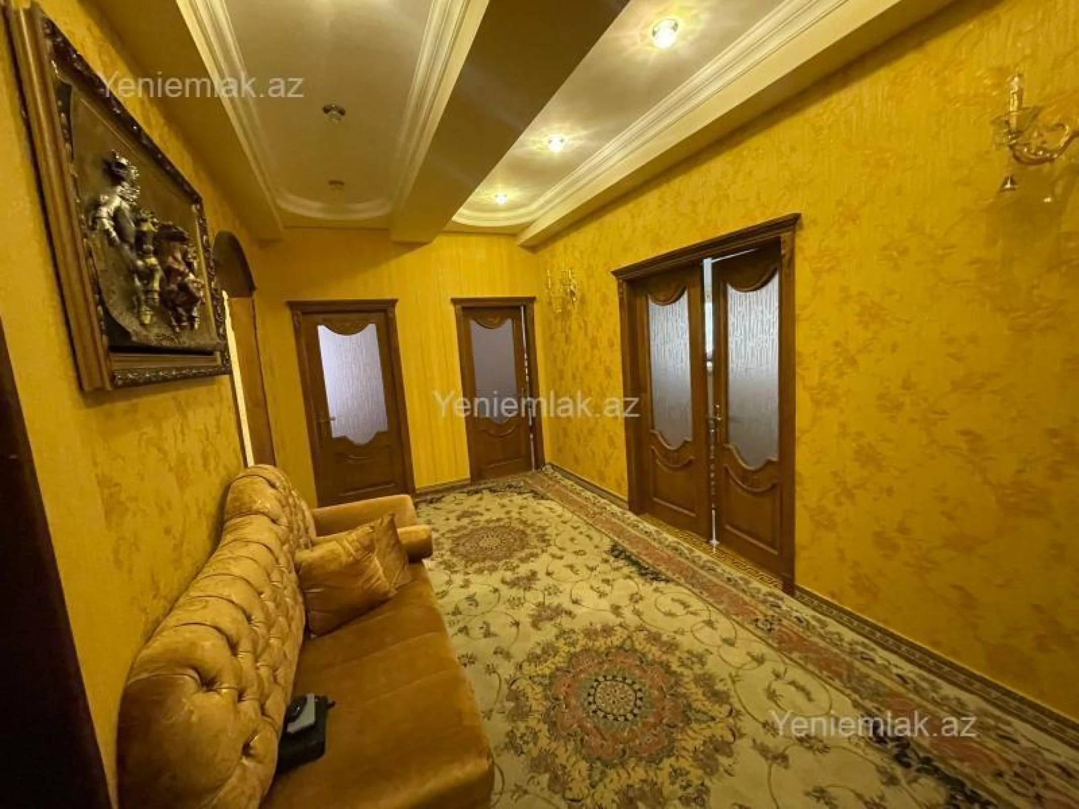 Satılır 3 otaqlı yeni tikili 130 m²