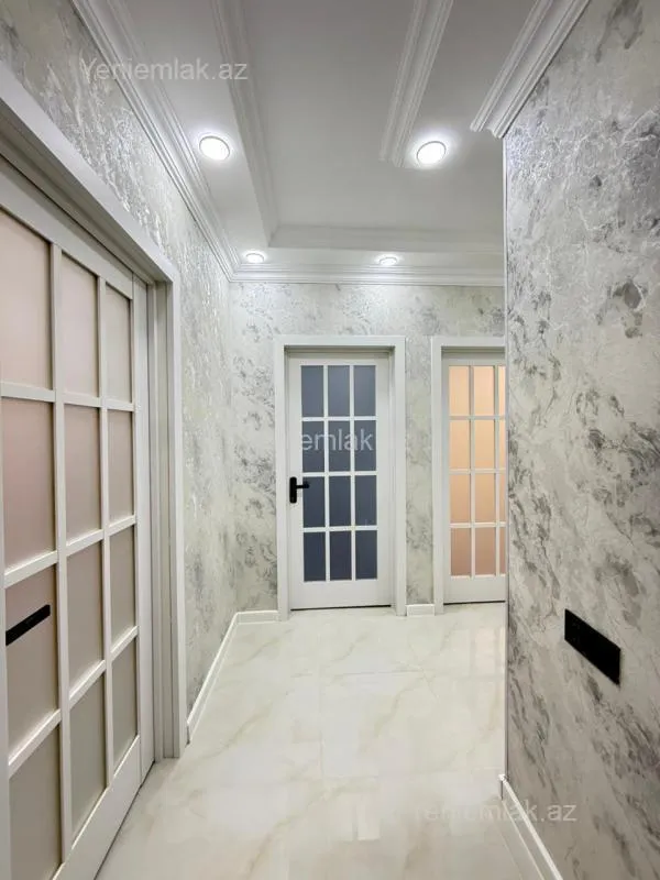 Satılır 3 otaqlı köhnə tikili 75 m²