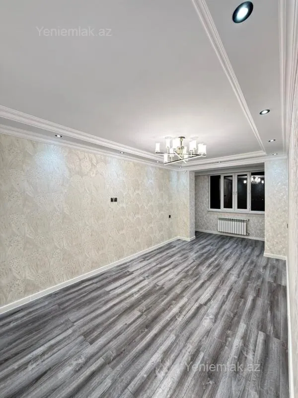 Satılır 3 otaqlı köhnə tikili 75 m²