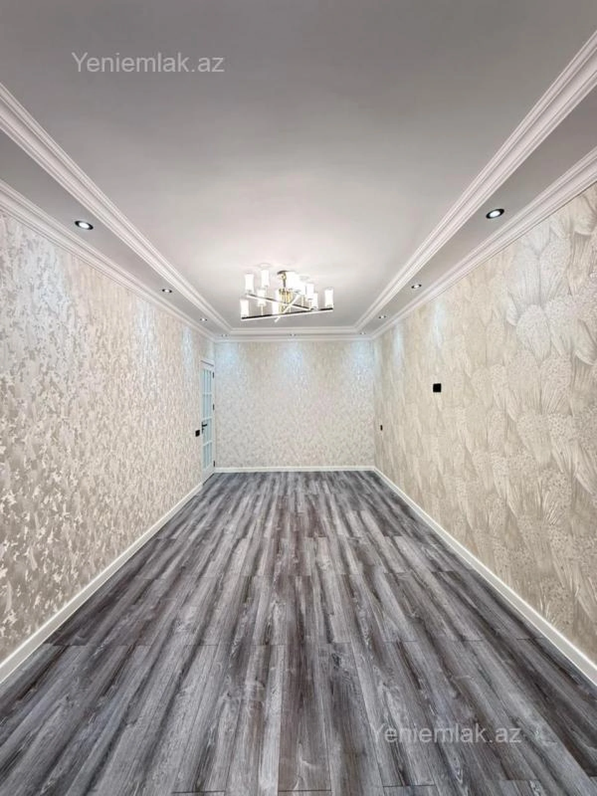 Satılır 3 otaqlı köhnə tikili 75 m²