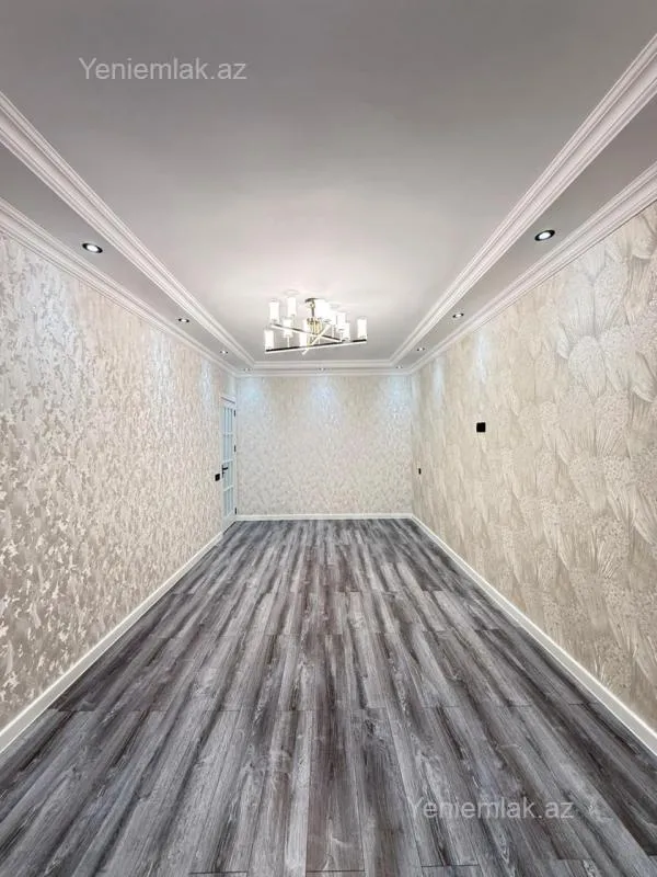 Satılır 3 otaqlı köhnə tikili 75 m²