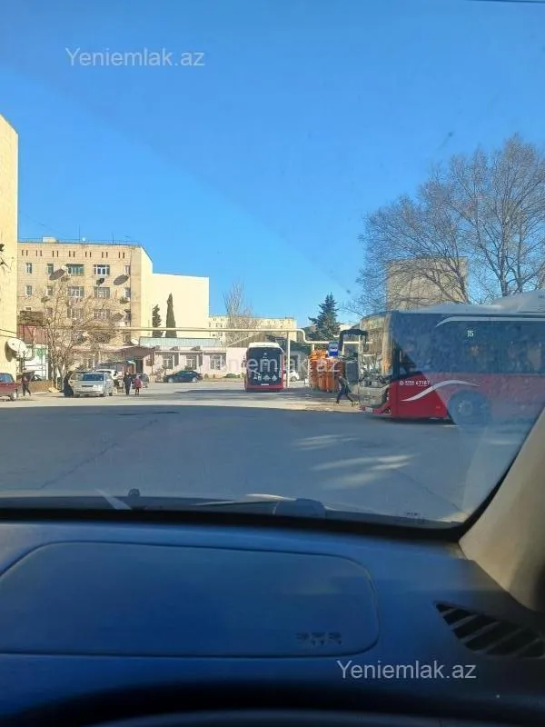 Satılır 1 otaqlı köhnə tikili 35 m²