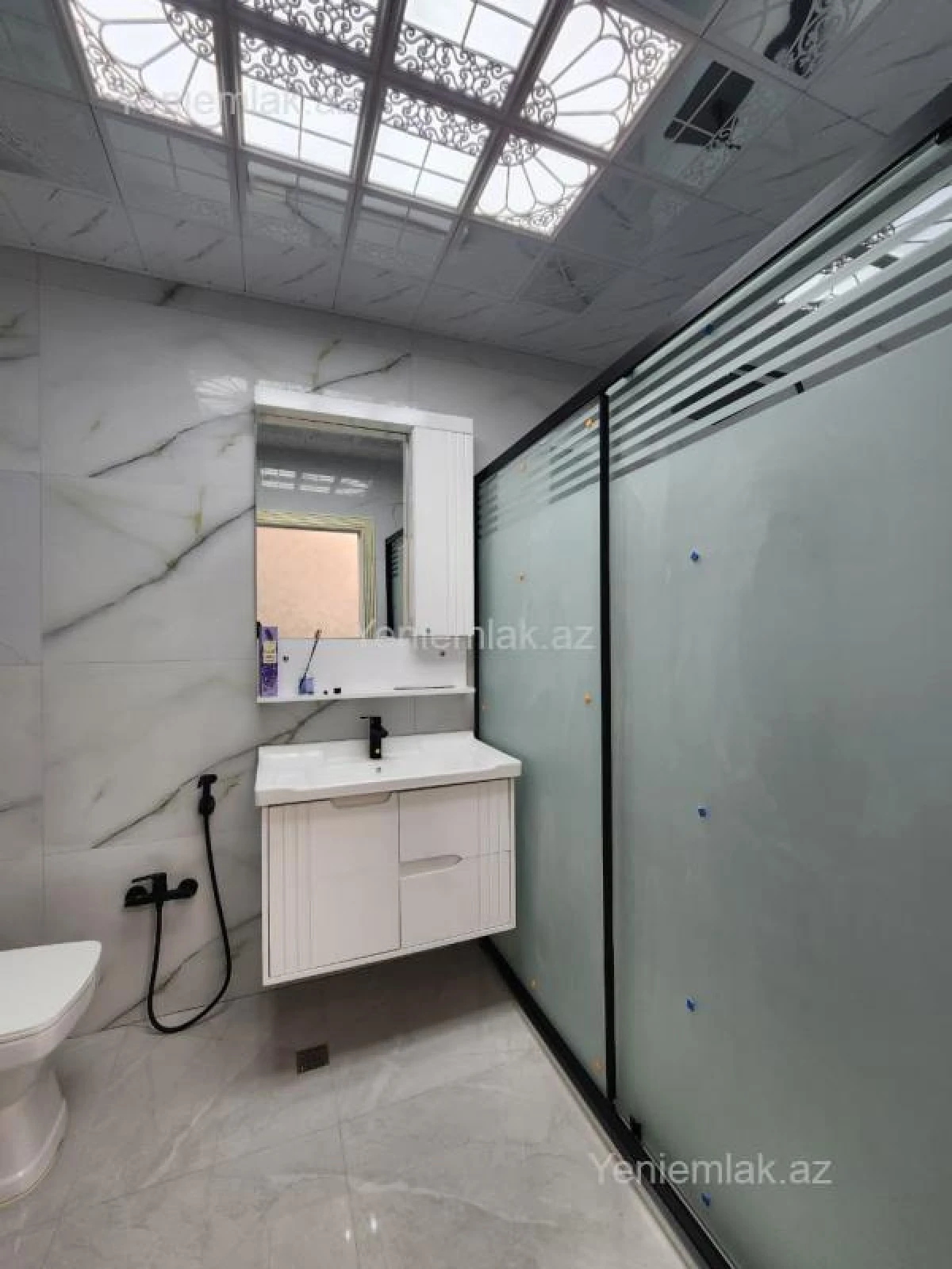 Satılır 2 otaqlı yeni tikili 67 m²