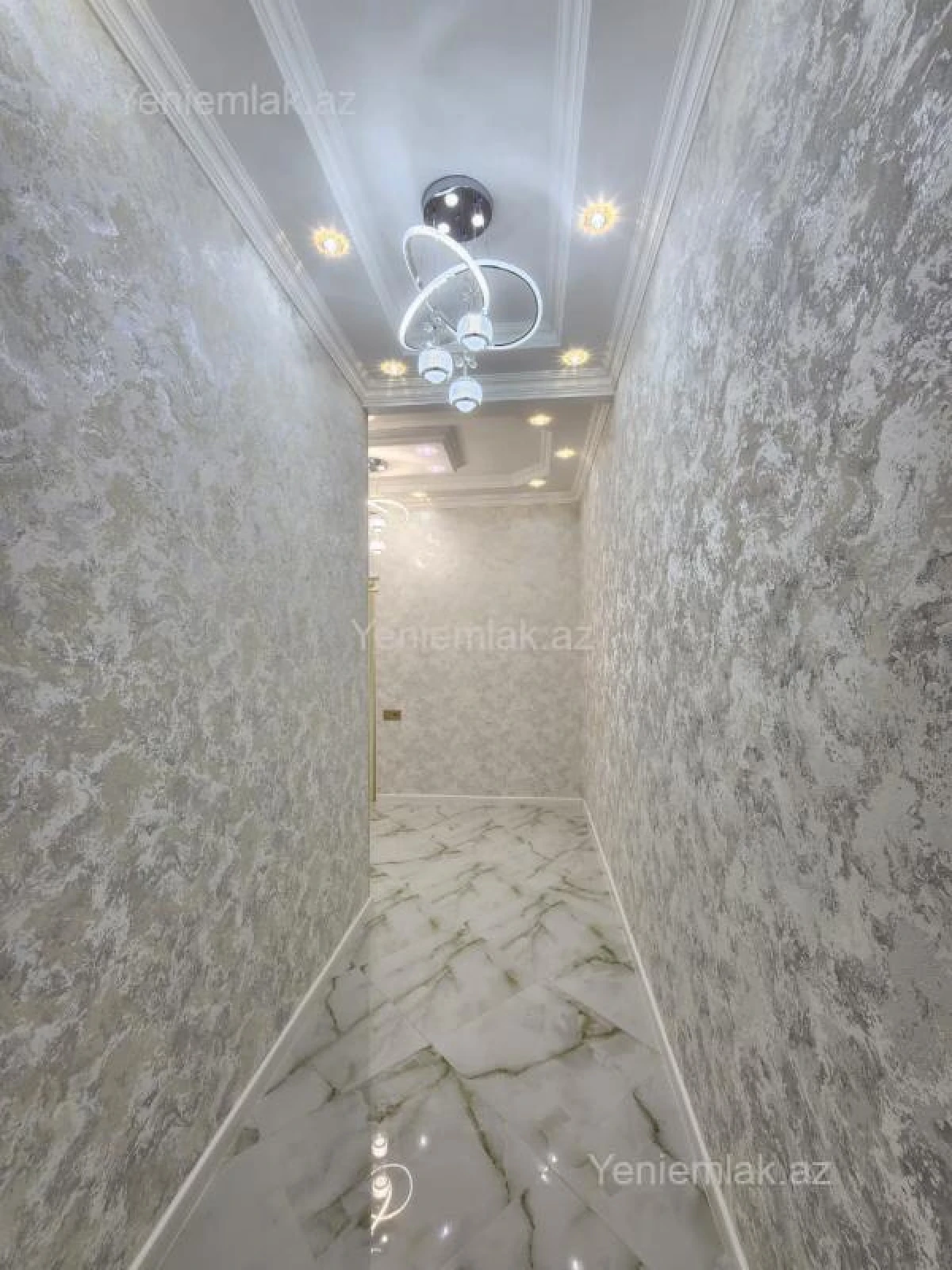 Satılır 2 otaqlı yeni tikili 67 m²