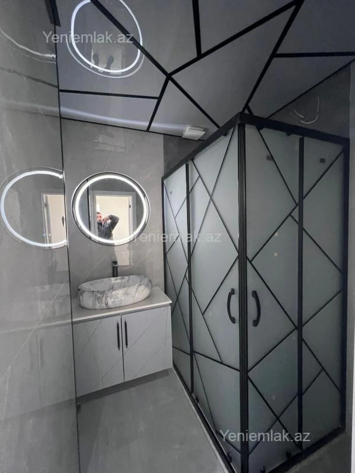 Satılır 4 otaqlı köhnə tikili 110 m²